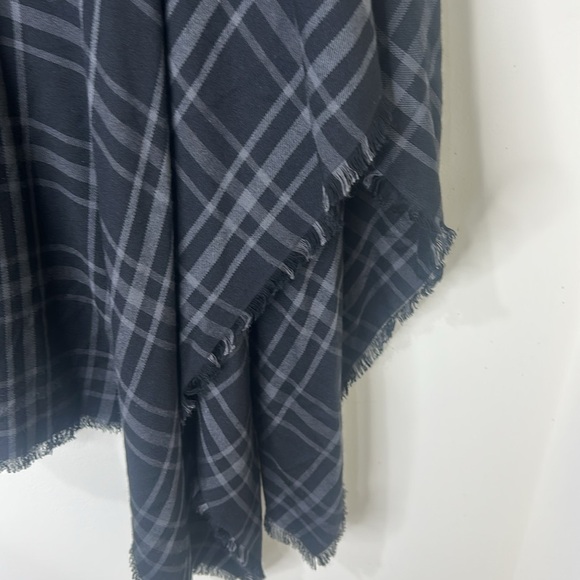 J. JILL Black and Gray Plaid Shawl Cover-Up Size One Size - Picture 5 of 12